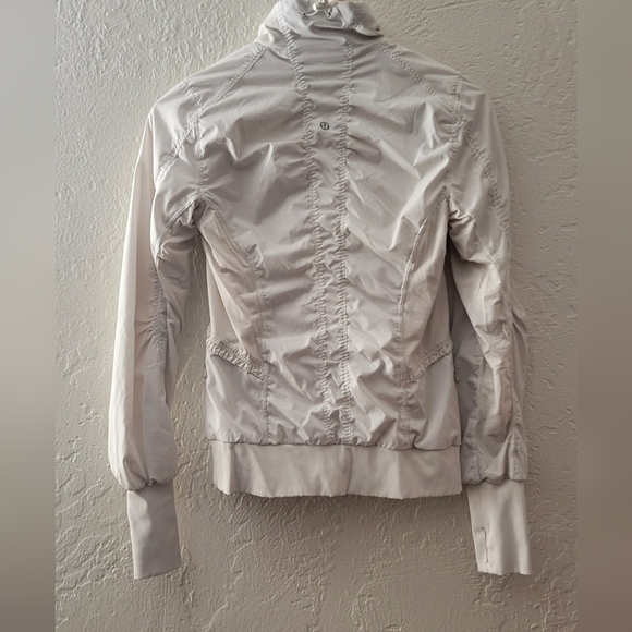 Lululemon Studio Jacket Size 4 - Picture 2 of 6